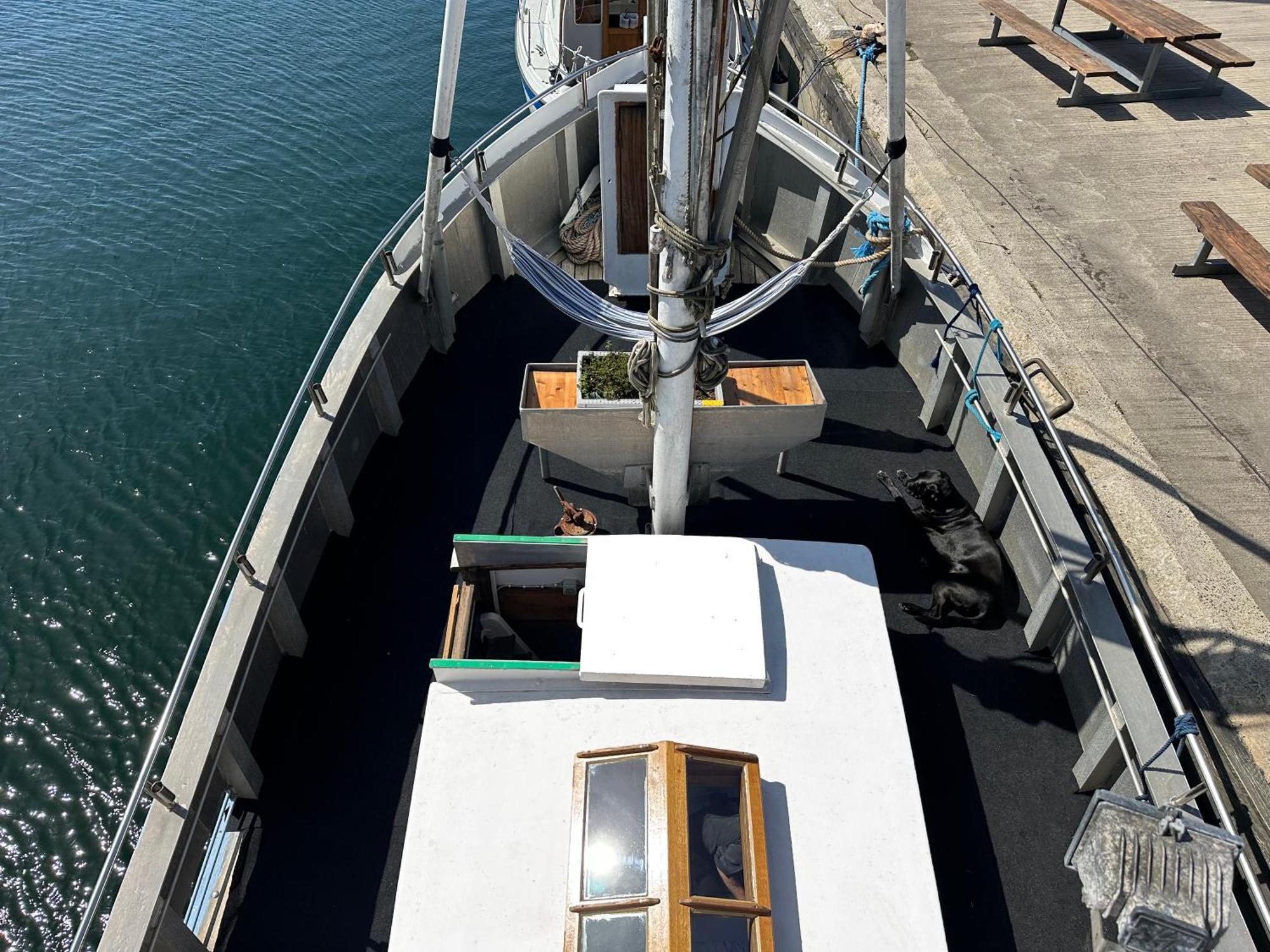 Varra Water - Unique Boat Accomodation - Bornholm - Fjaelstavn Nexo Ngoại thất bức ảnh