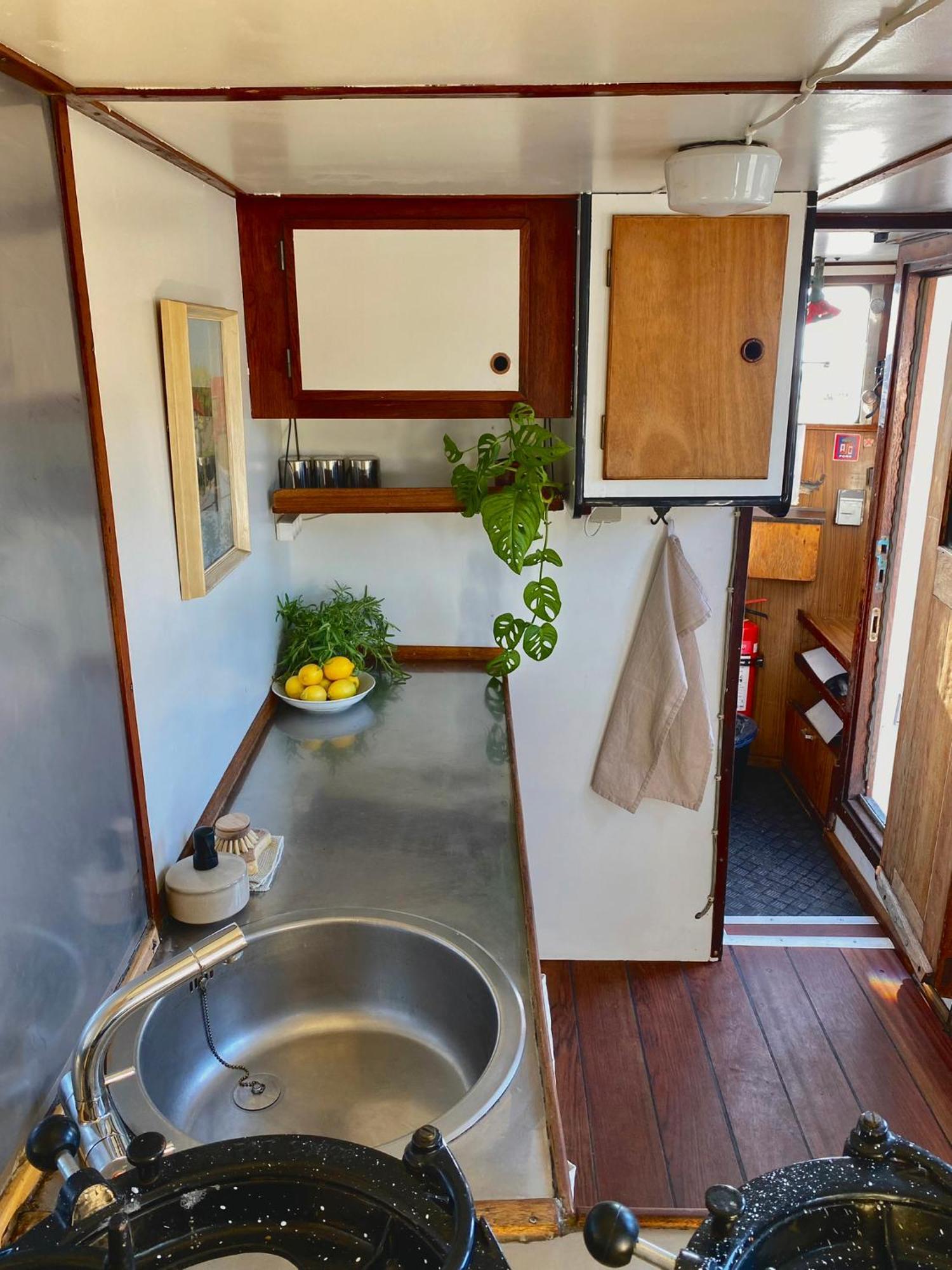 Varra Water - Unique Boat Accomodation - Bornholm - Fjaelstavn Nexo Ngoại thất bức ảnh